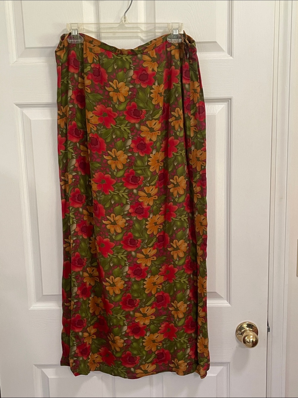 Susan Bristol Floral Maxi Skirt in Olive with Red & Mustard Flowers. Size 12